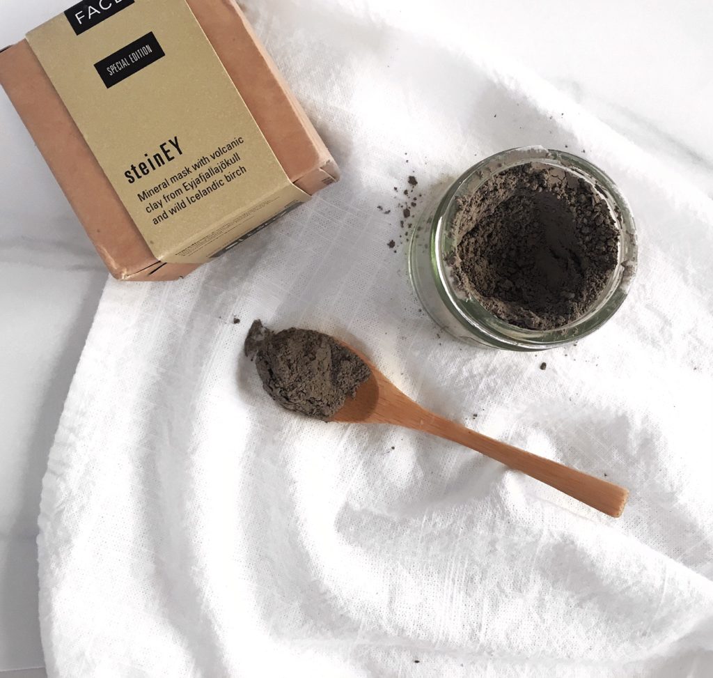 steinEY volcanic clay mask